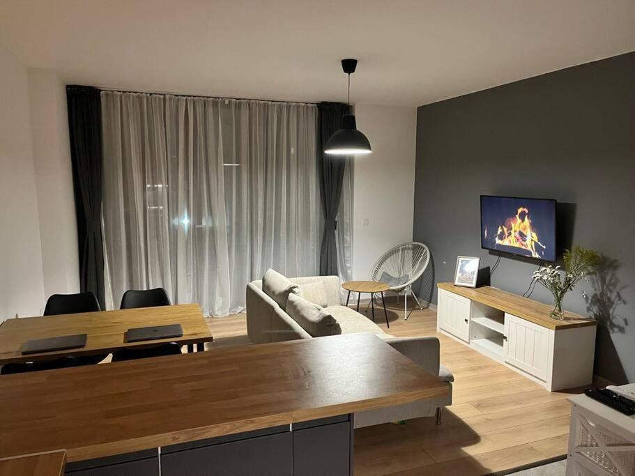 Sunlit Elegance Escape Apartment 瓦爾納 外观 照片